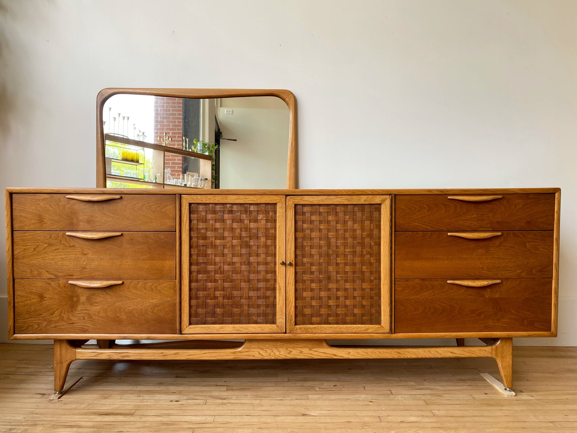Vintage MCM Lowboy Dresser / Credenza by Lane, Circa 1960's – HAUS THEORY Vintage MCM Lowboy Dresser / Credenza by Lane, Circa 1960's – HAUS THEORY