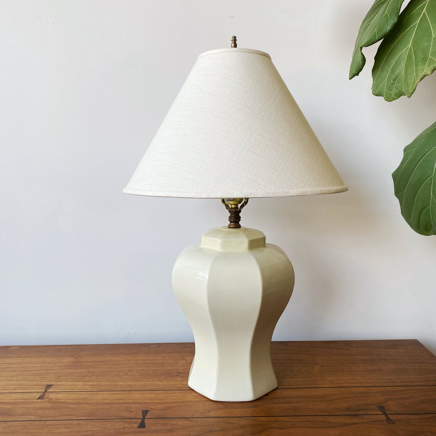 Vintage Octangular Ceramic Lamp