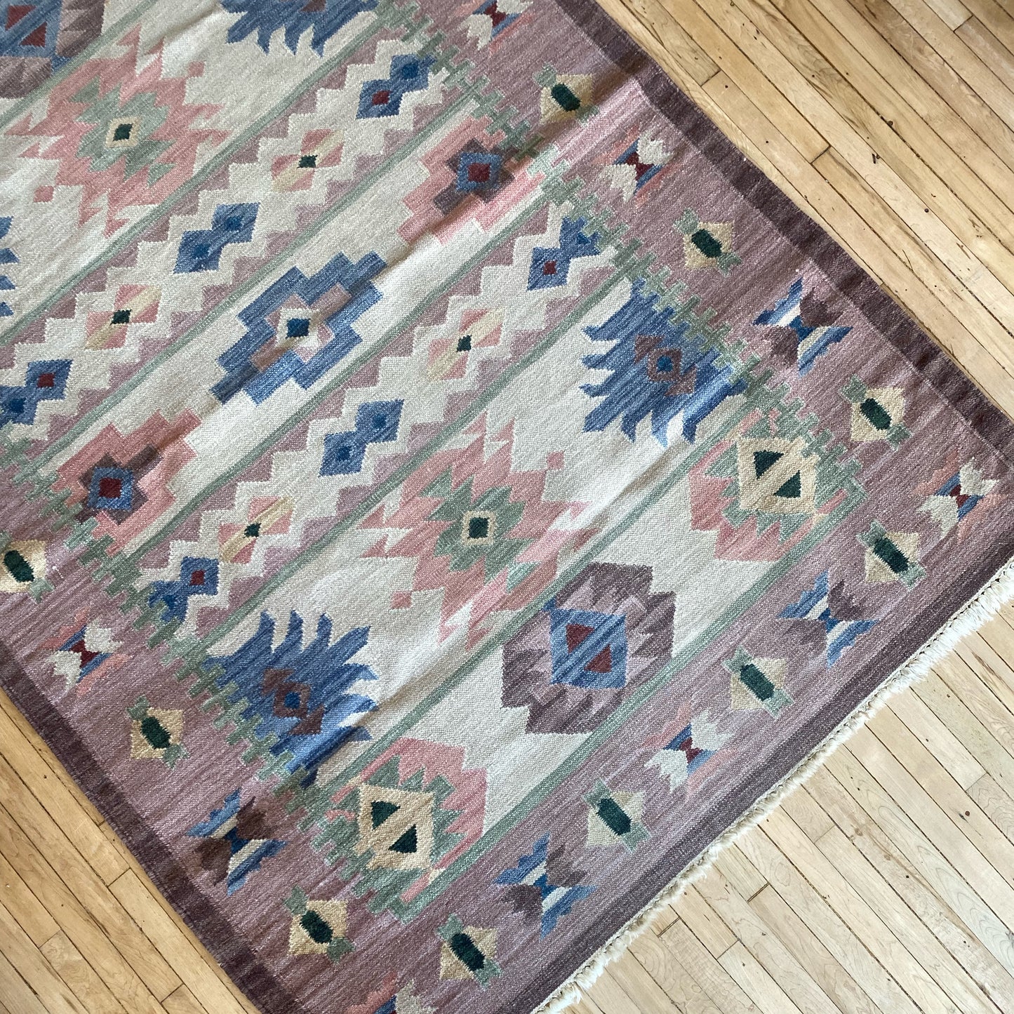 Vintage Flat Hand-Woven Kilim Rug (4 x 6)