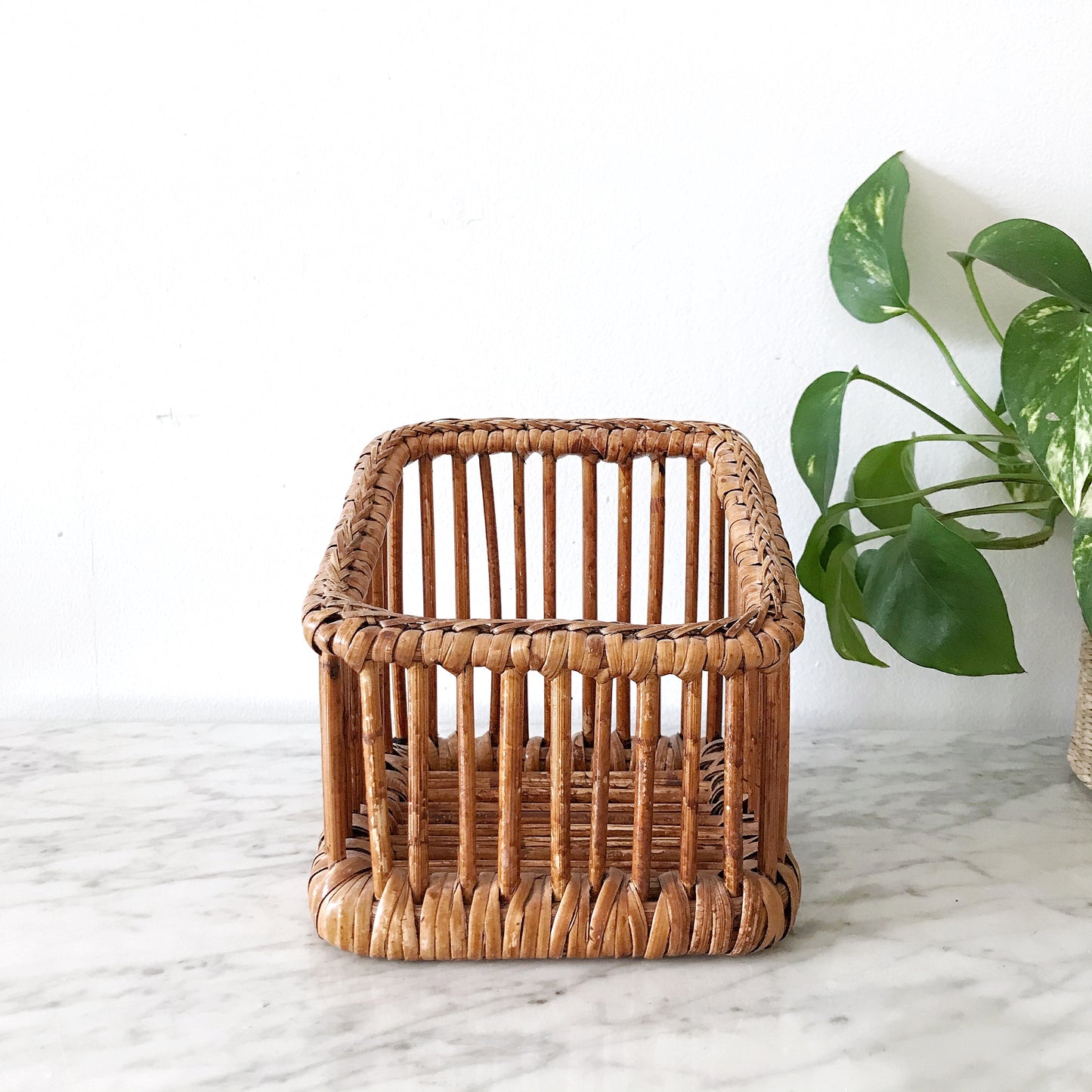 Vintage Wicker Tissue Holder / Box