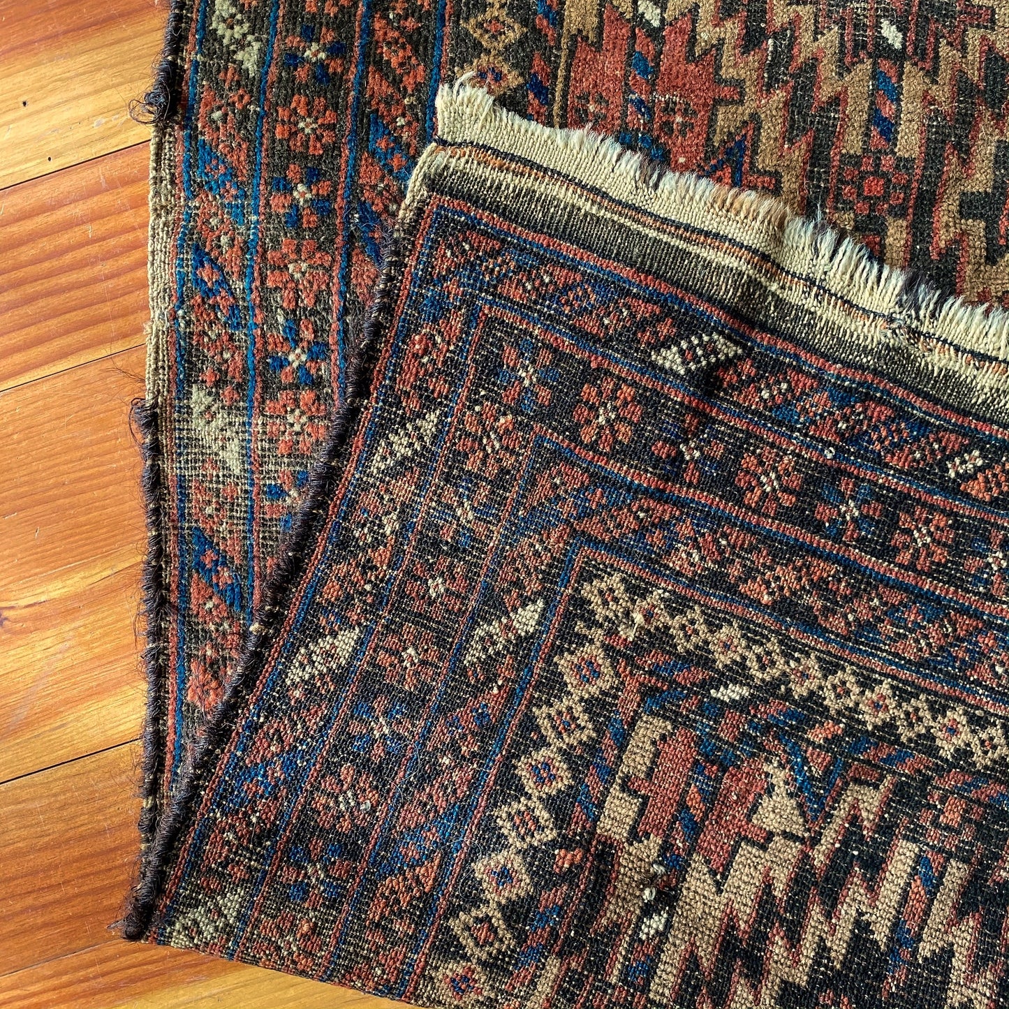 Linwood | Antique Persian Rug | 2.8 x 4.8