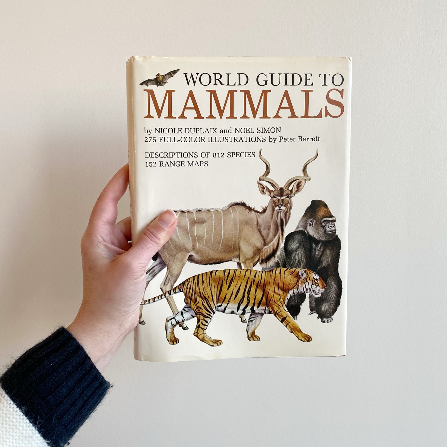 Book: World Guide to Mammals, 1976