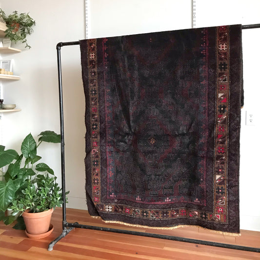 “SHILOH” Antique Hand-knotted Rug (3.9 x 6.4)