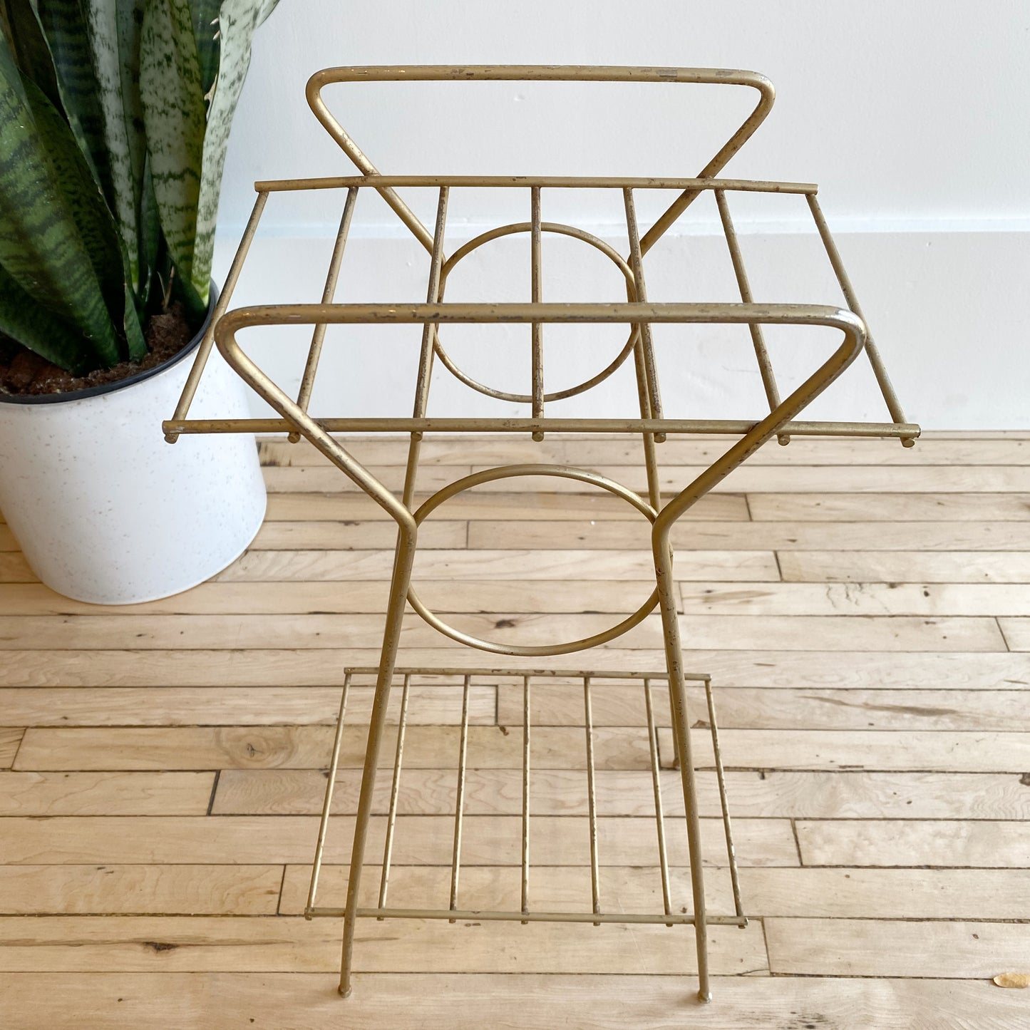 Vintage Mid Century Wire Plant Stand