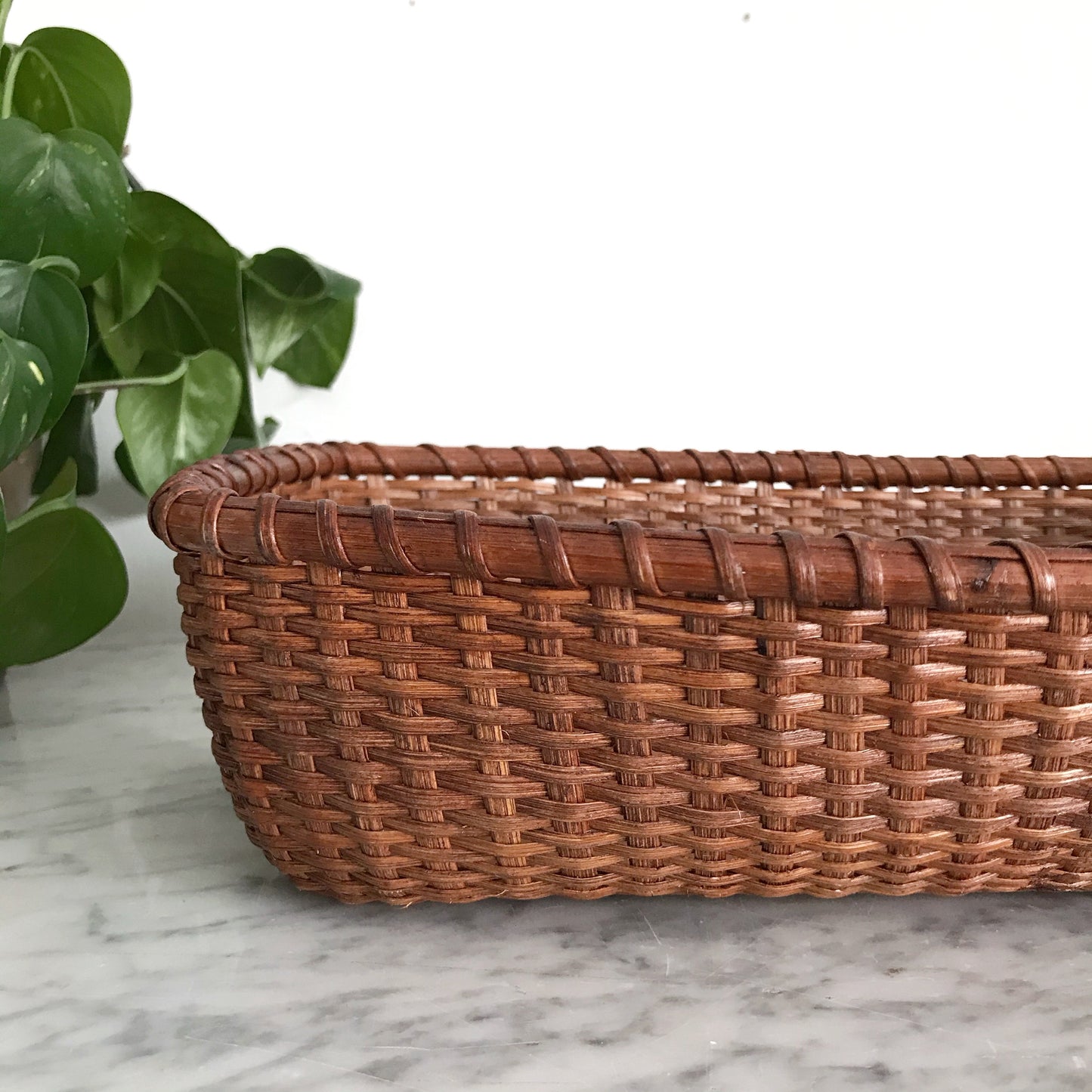 Vintage Woven Wicker Basket / Tray