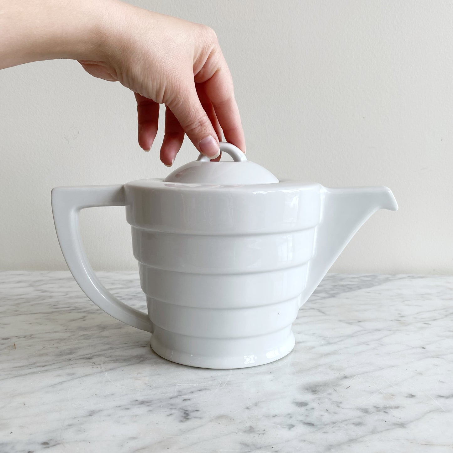 Ceramic Guggenheim Teapot, Frank Lloyd Wright Collection