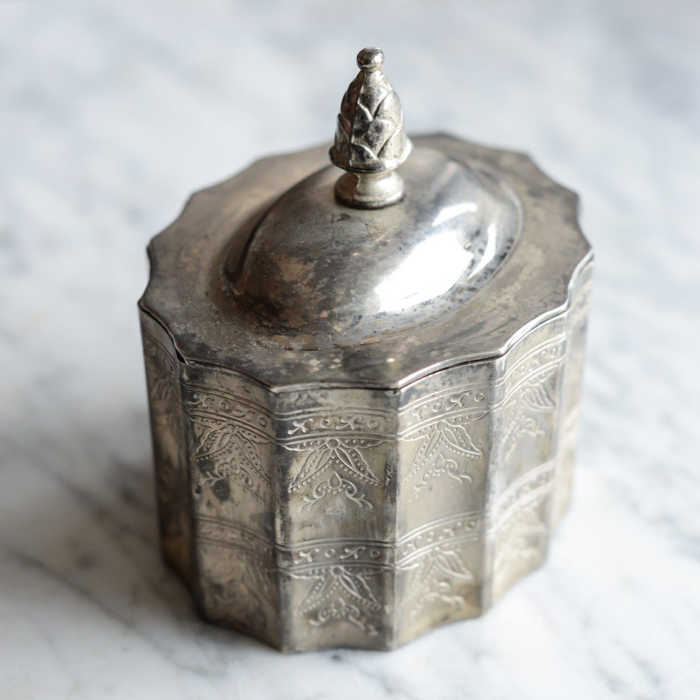 Vintage Silver-Plated Jewelry Box with Lid