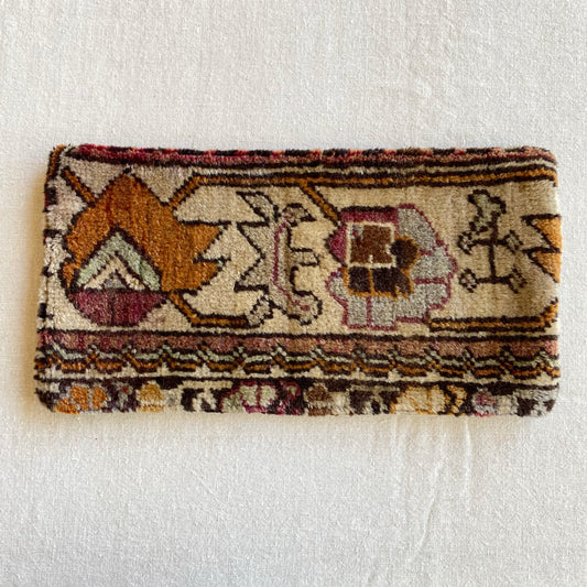 Hand-knotted Turkish Pillow Cover (8 x 16)