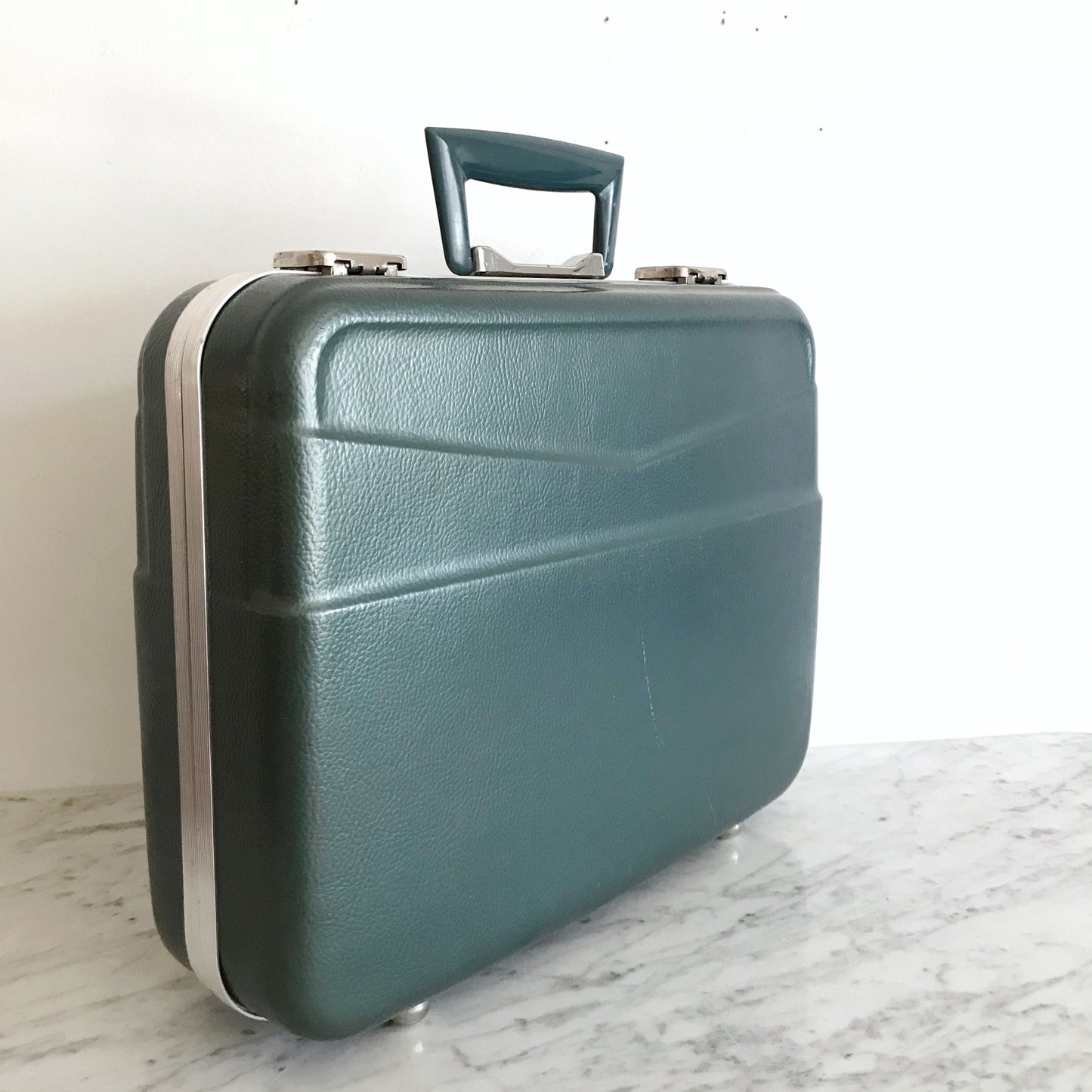 Small Vintage Magna-Lite Suitcase, Green