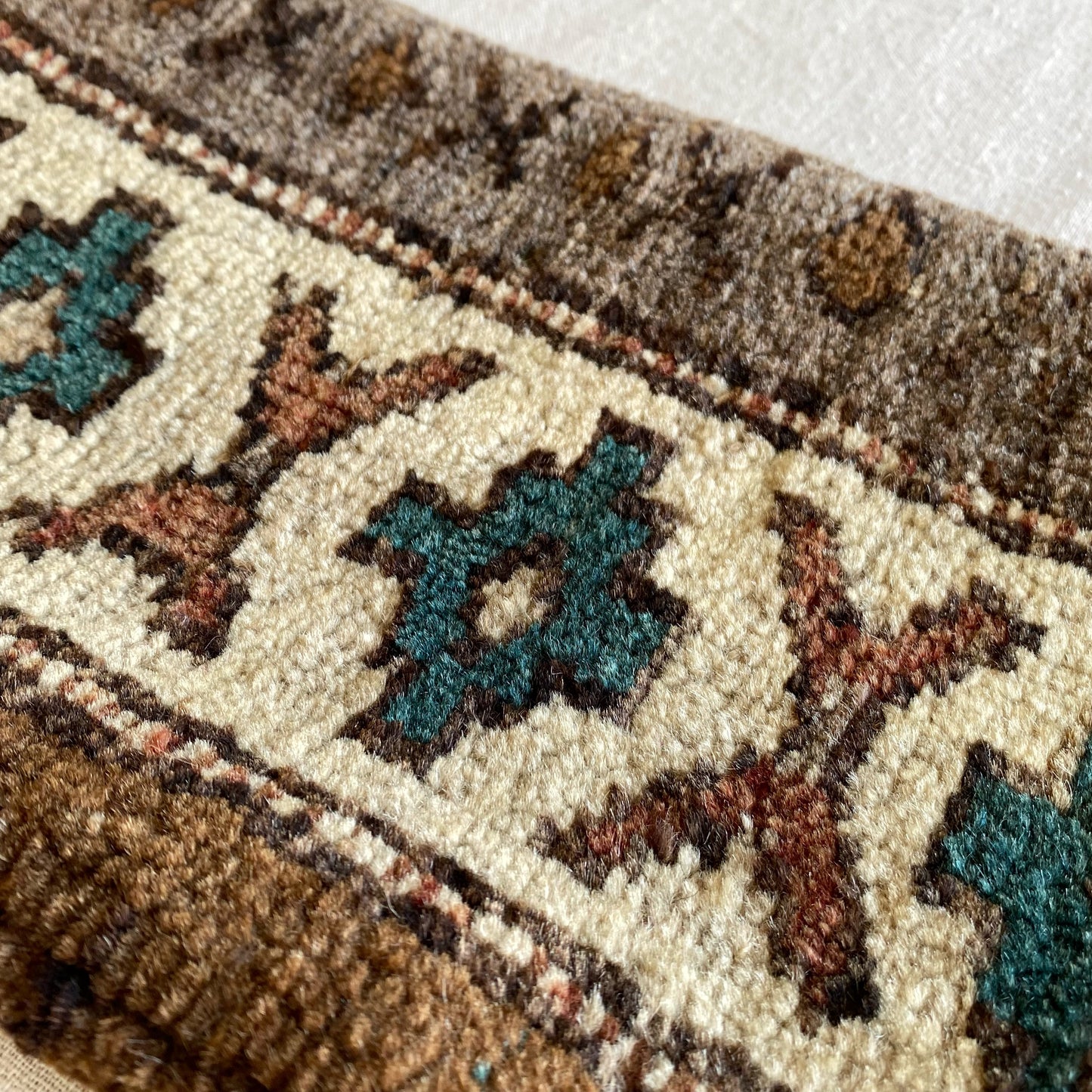 Hand-knotted Turkish Pillow Cover (8 x 16)