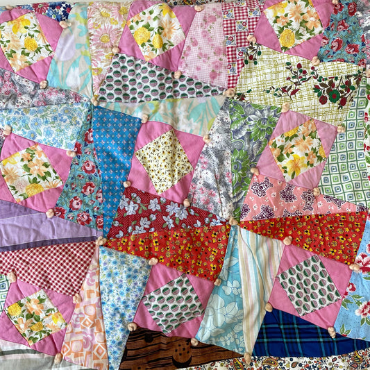 Vintage Patchwork Quilt (65” x 90”)