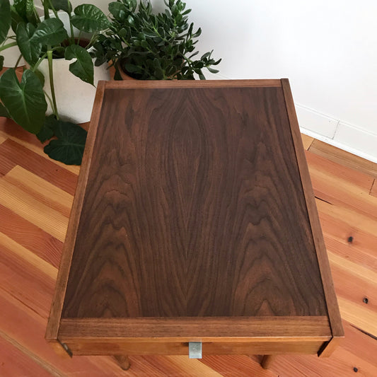 Vintage MCM End Table by American of Martinsville