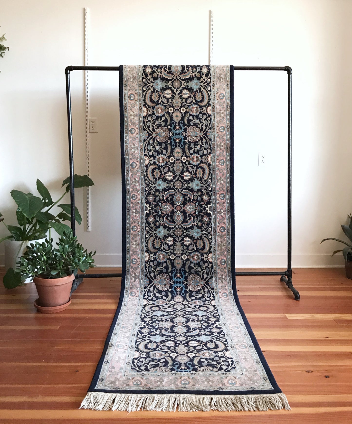"LAURA" Handwoven Wool Runner Rug (2.6 x 10.8)