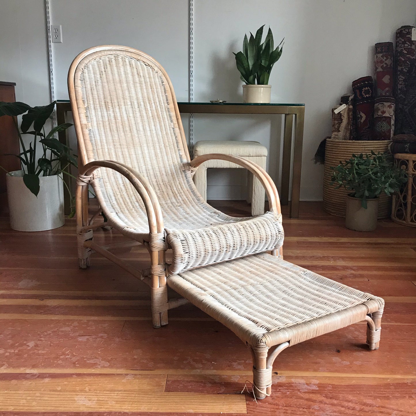 Vintage Wicker Lounger with Footrest