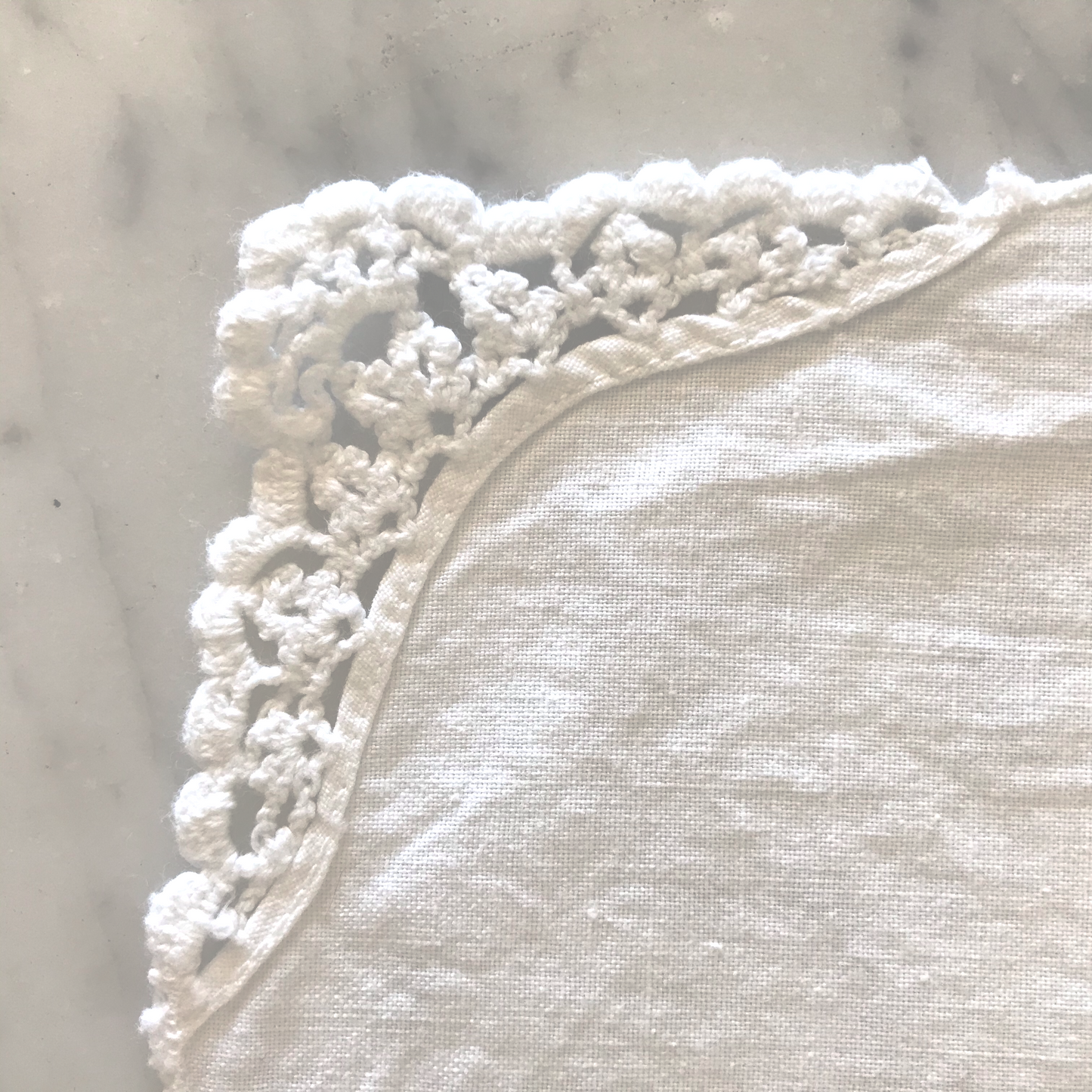 Bundle of 16 Vintage White Cotton Napkins