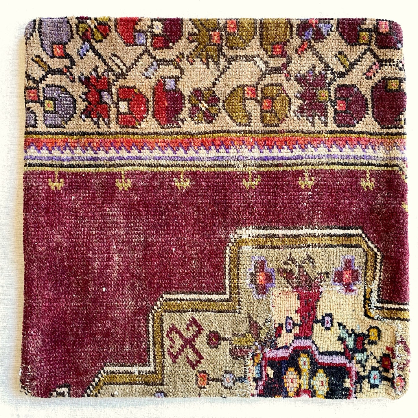 Hand-knotted Turkish Pillow Cover (18 x 18)