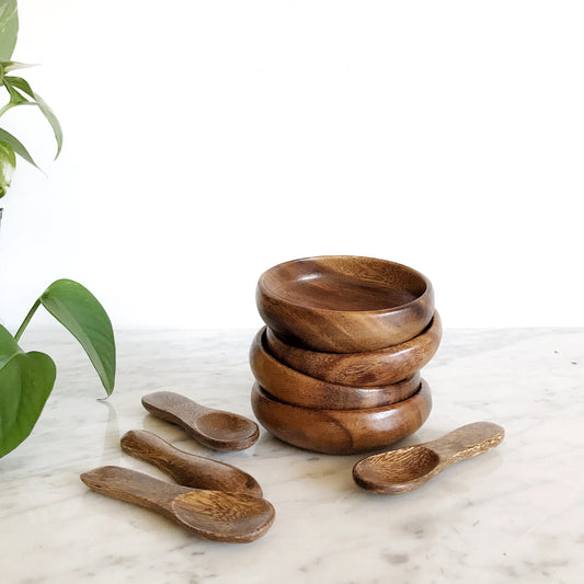 Set of Vintage Pinch Bowls & Spoons