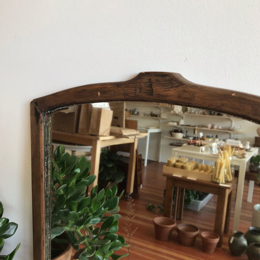 Antique Arched Wood Mirror (18 x 24)