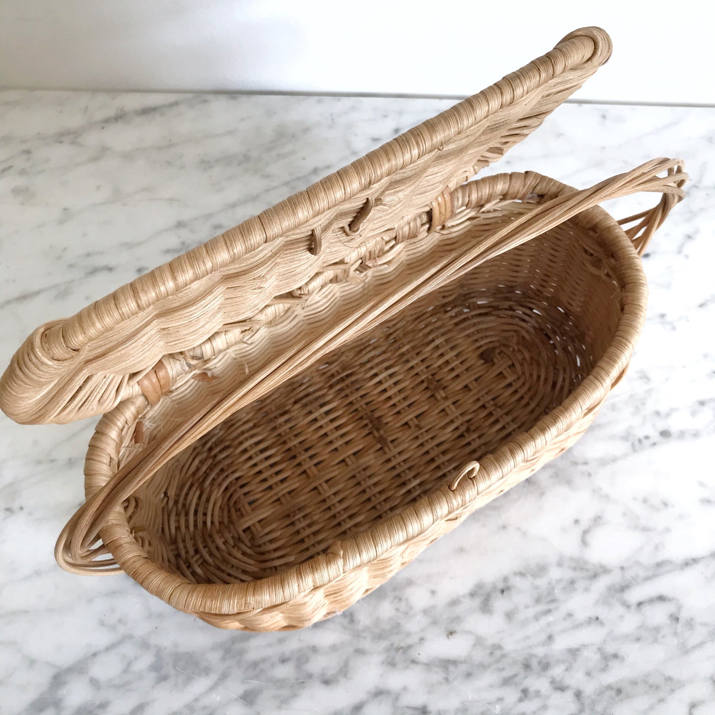 Vintage Locking Wicker Basket Purse