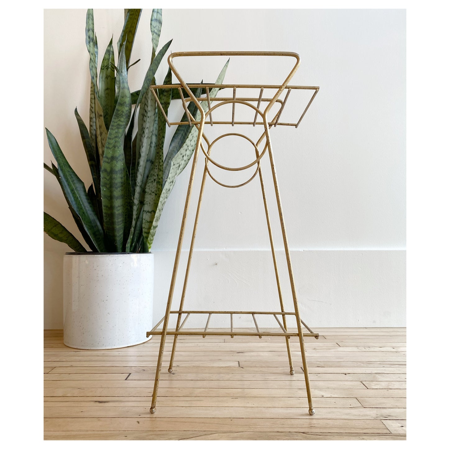 Vintage Mid Century Wire Plant Stand