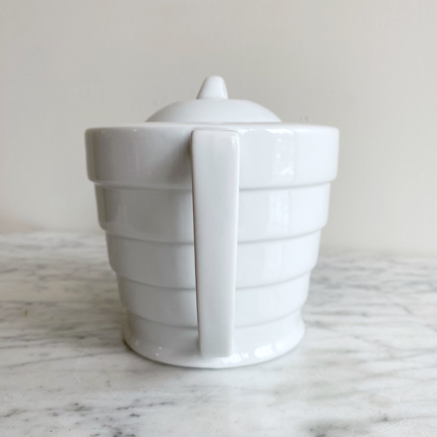 Ceramic Guggenheim Teapot, Frank Lloyd Wright Collection