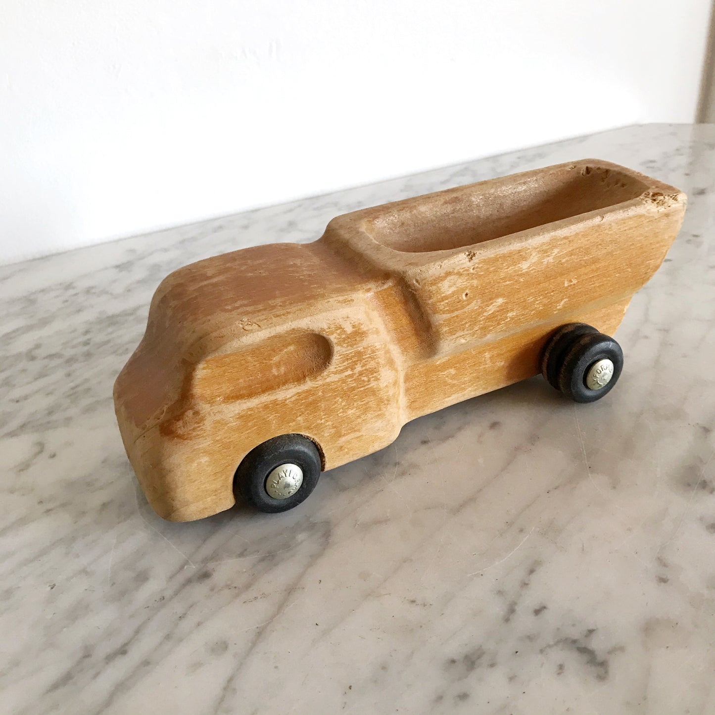 Vintage Wooden Truck, PLAYFORMS