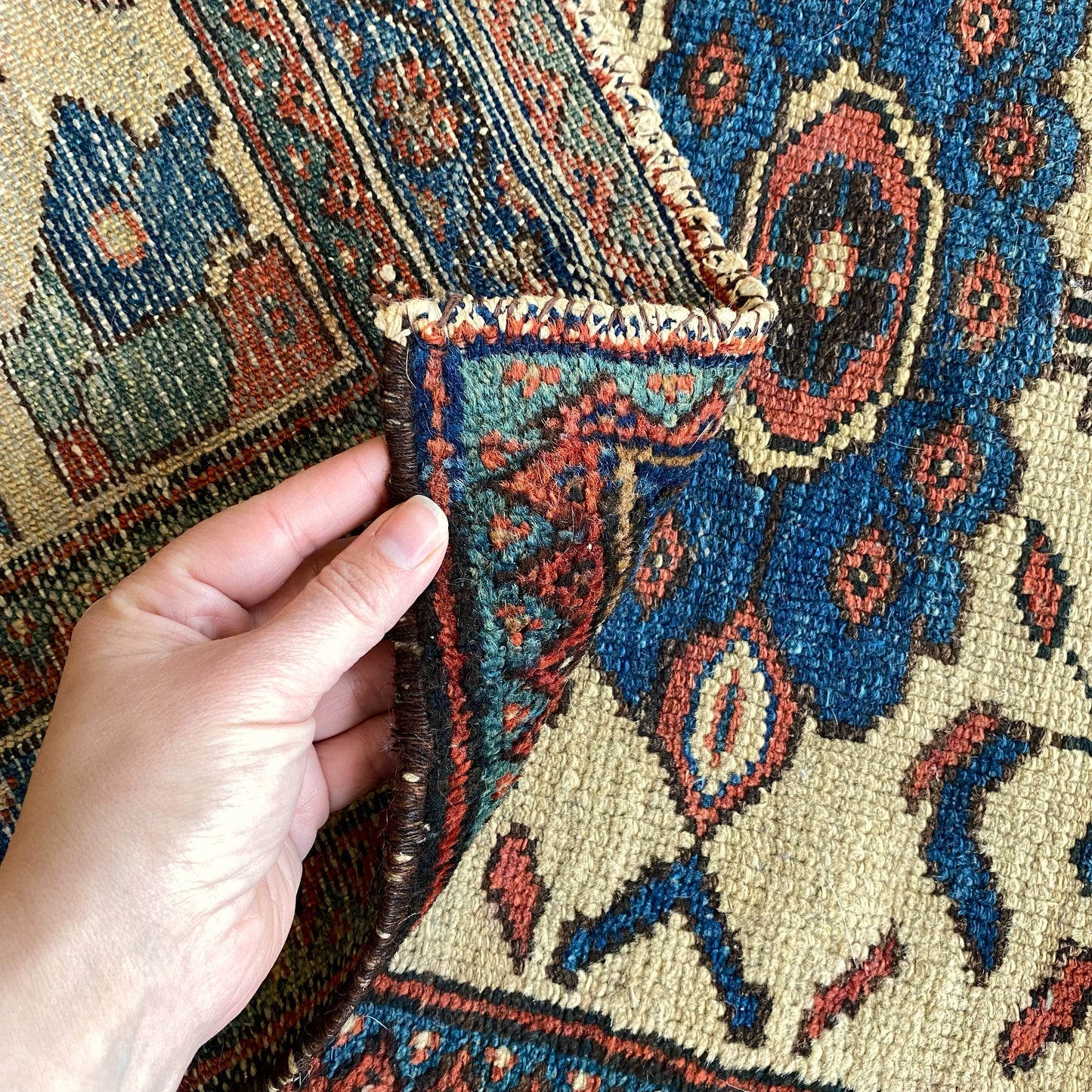 Vintage Handmade Oriental Rug (2'5" x 3'9")