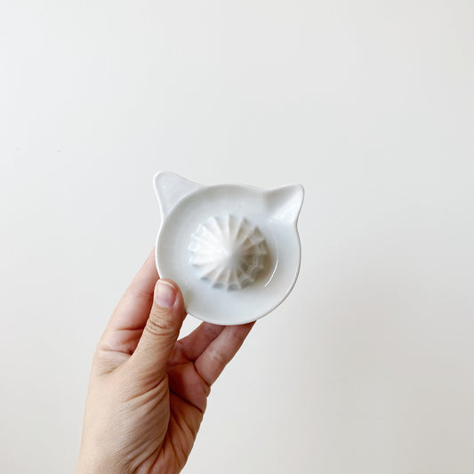 Vintage Porcelain Juicer / Citrus Reamer