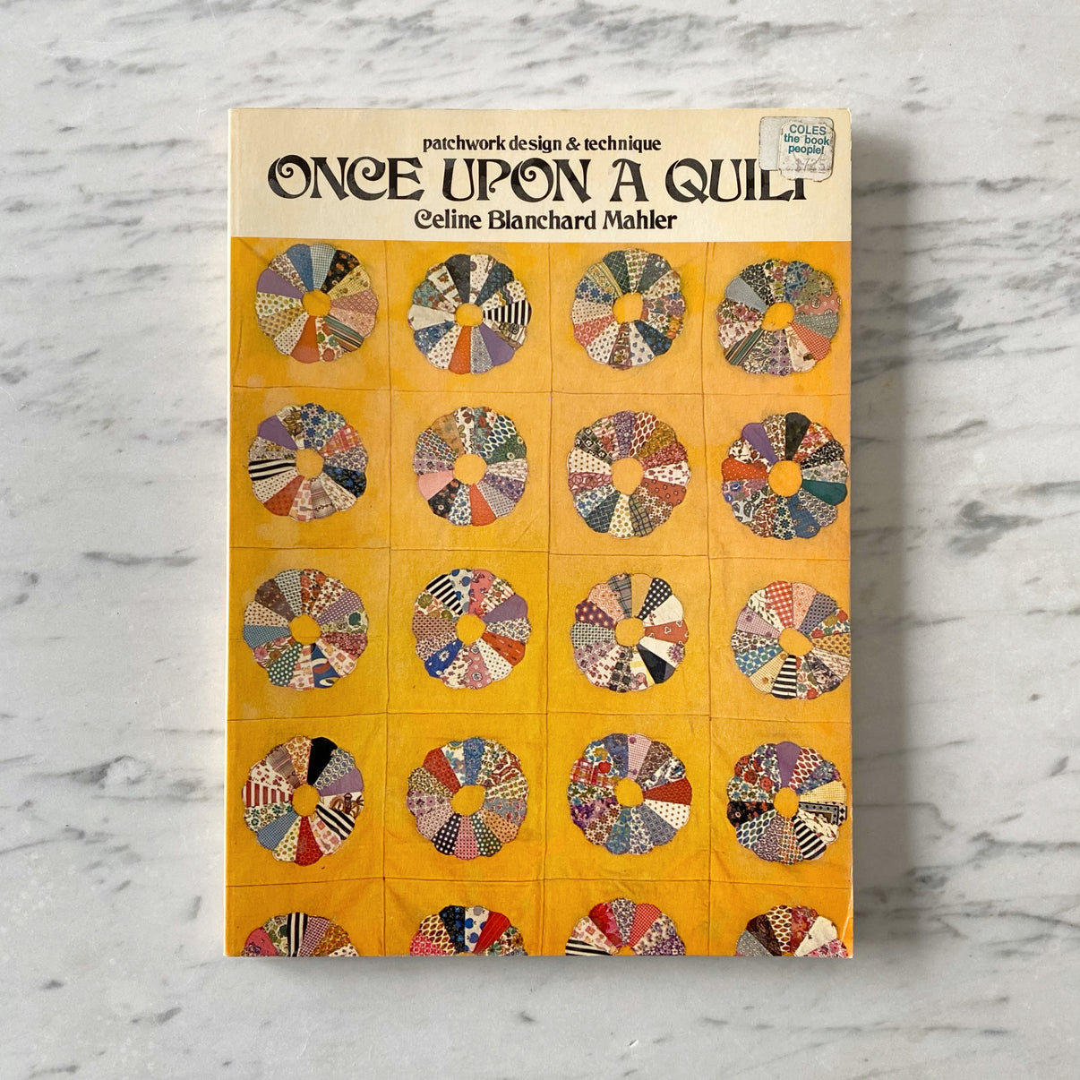 Book Once Upon a Quilt (1973) HAUS THEORY