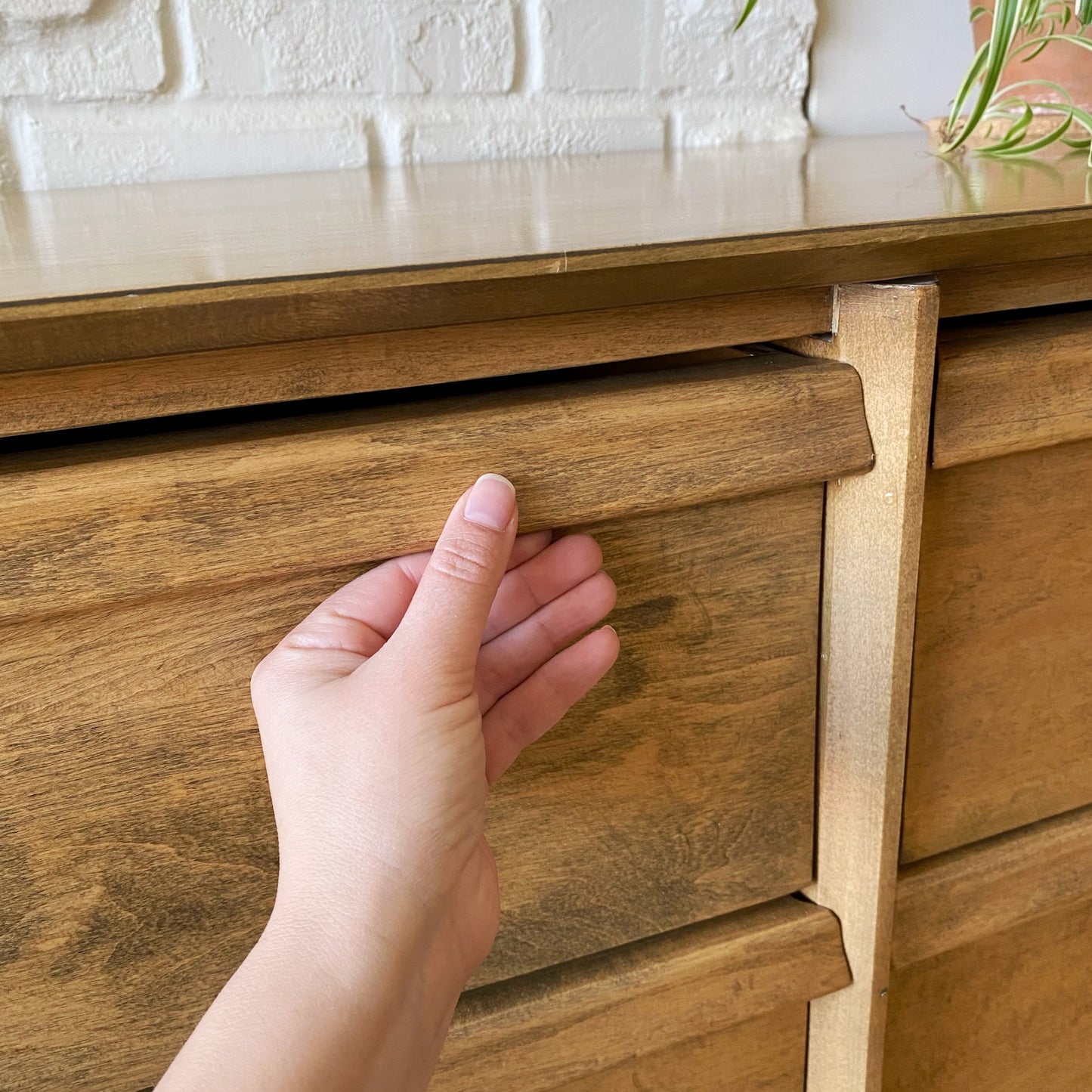 Vintage Mid-Century 6-Drawer Dresser