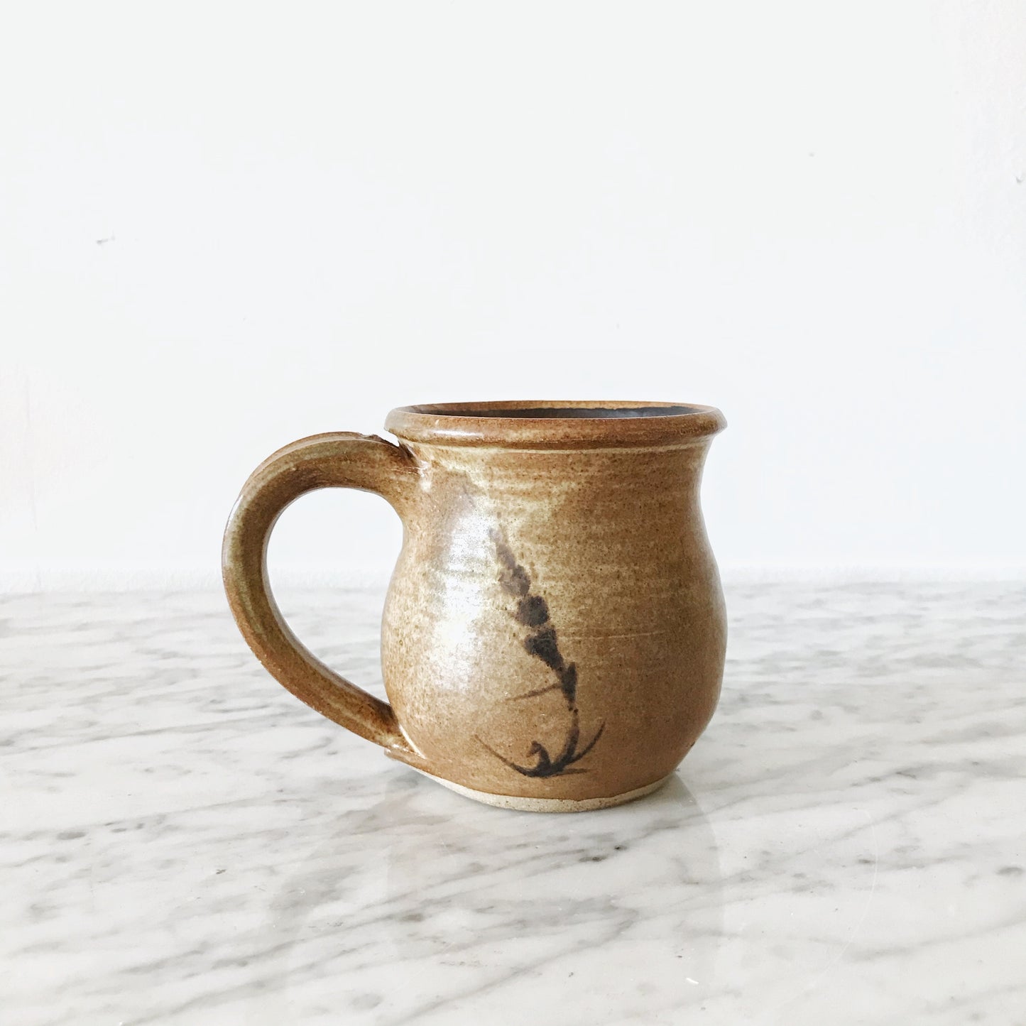 Stoneware Mug with Grass Design