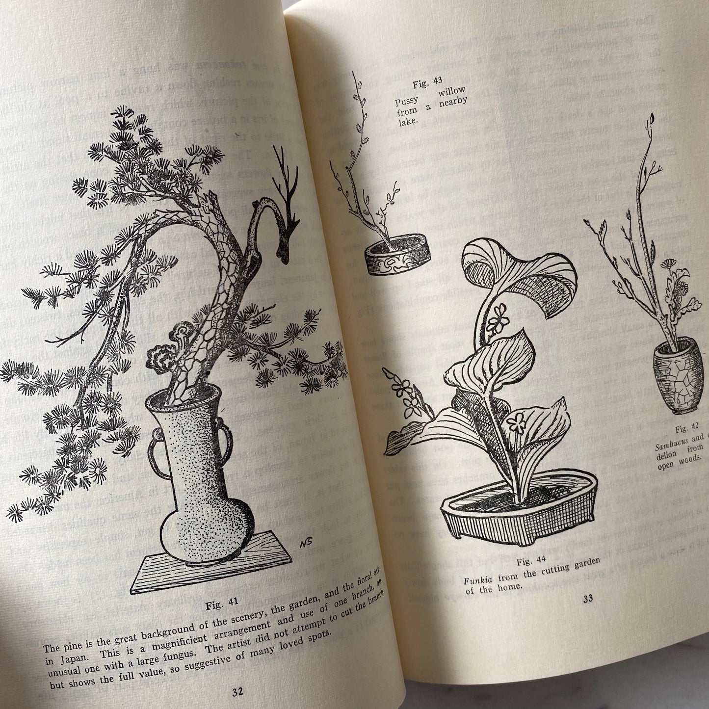 Book: Flower Arrangement Art of Japan (1960)