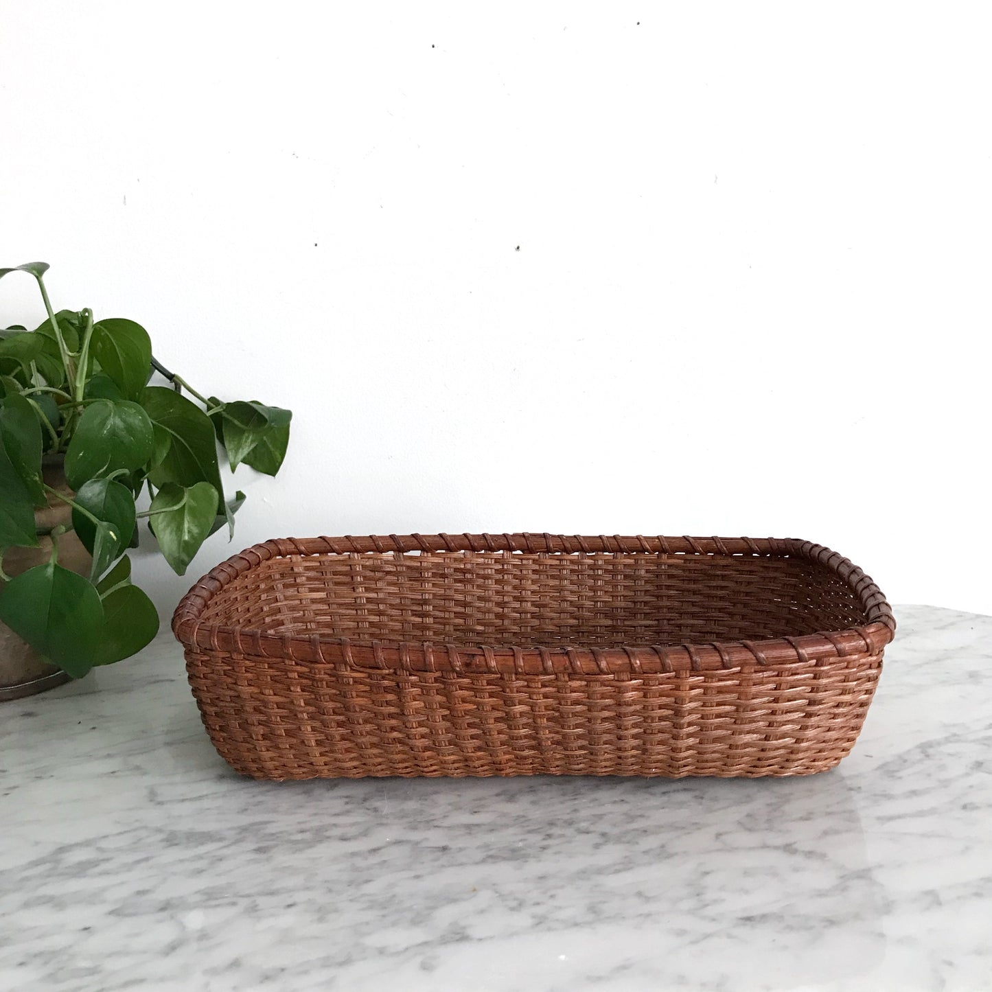 Vintage Woven Wicker Basket / Tray