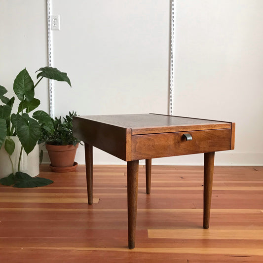 Vintage MCM End Table by American of Martinsville