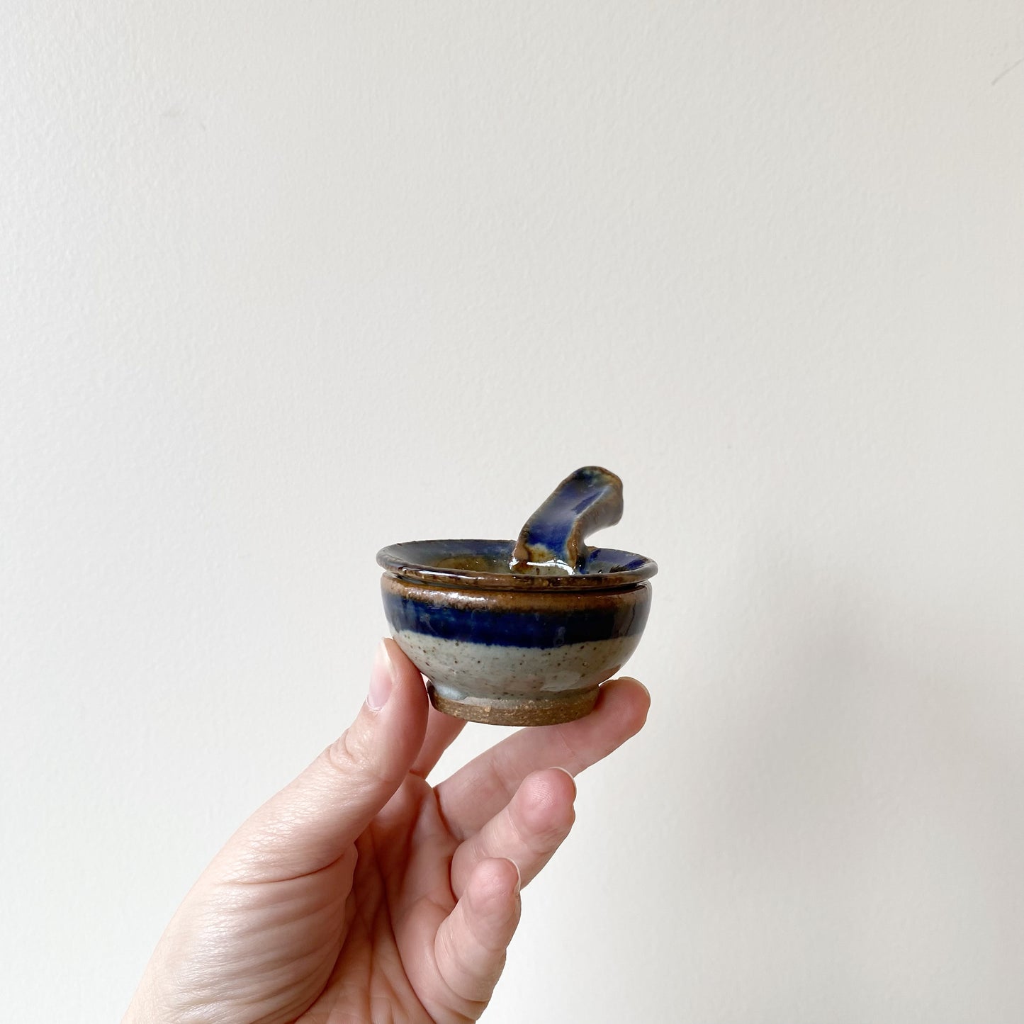 Vintage Stoneware 2-Piece Tea Strainer