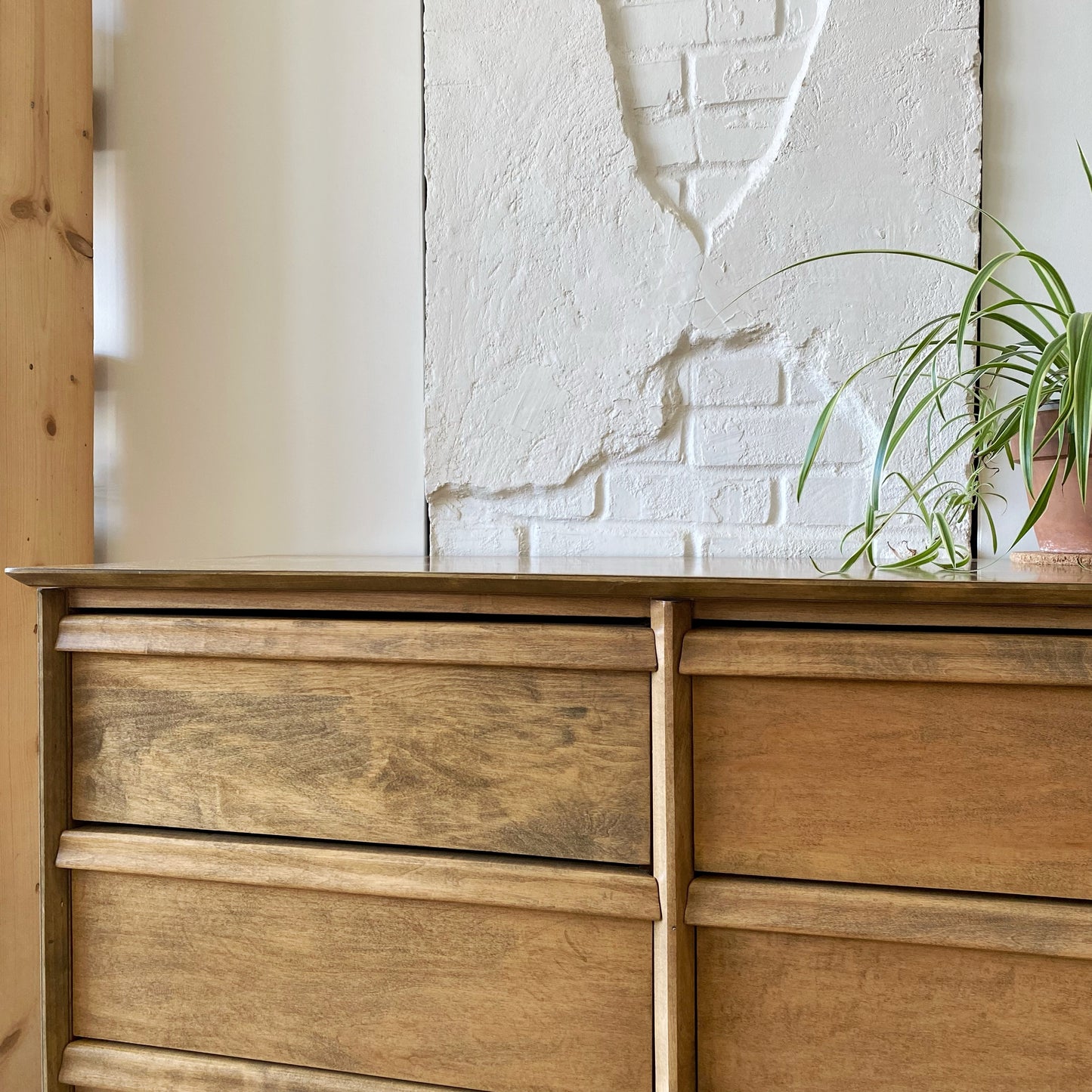 Vintage Mid-Century 6-Drawer Dresser