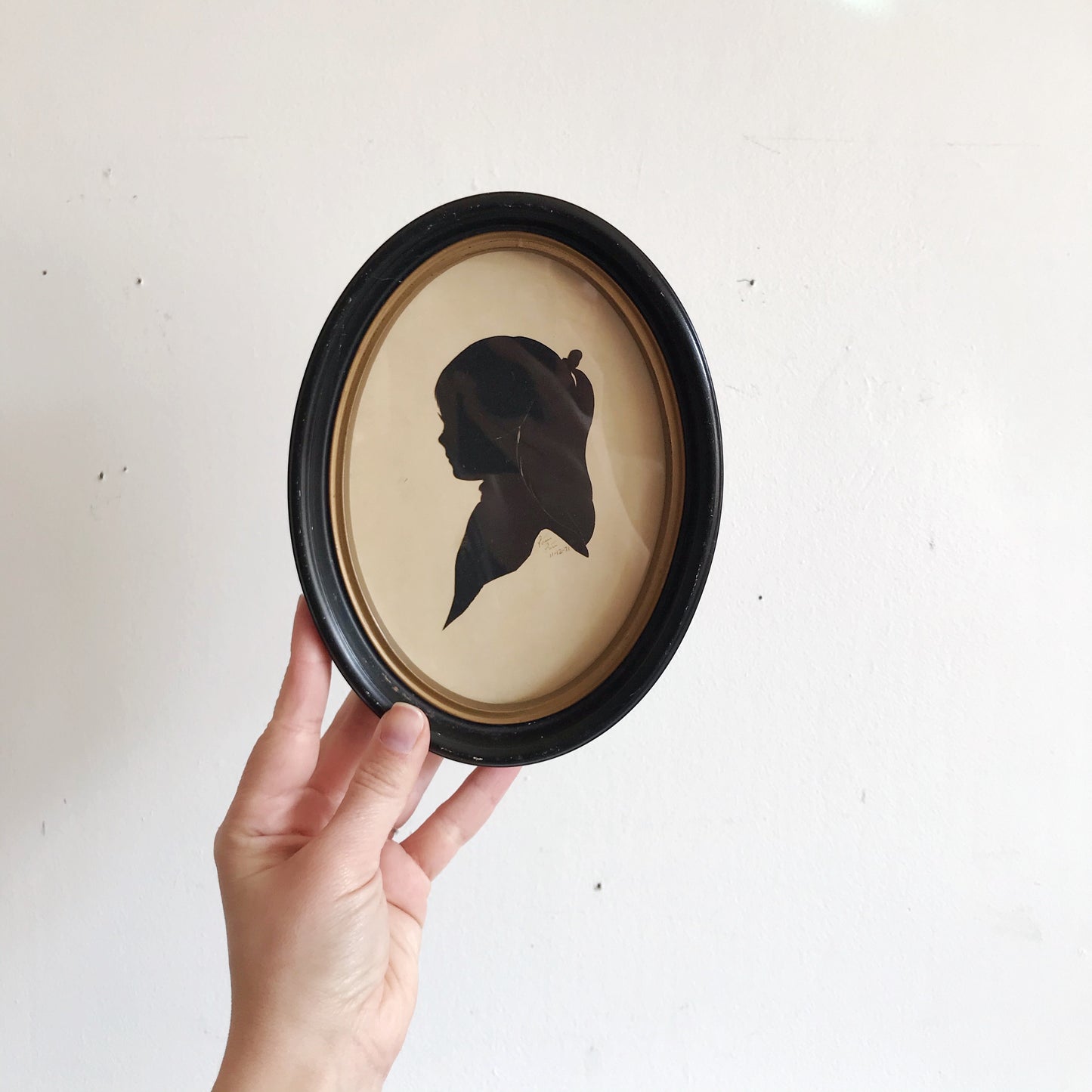 Pair of Vintage Cut-Paper Silhouette Pictures