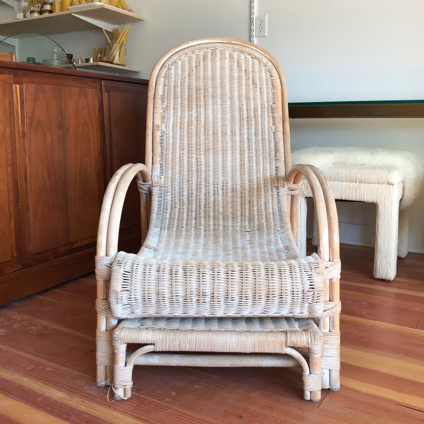 Vintage Wicker Lounger with Footrest
