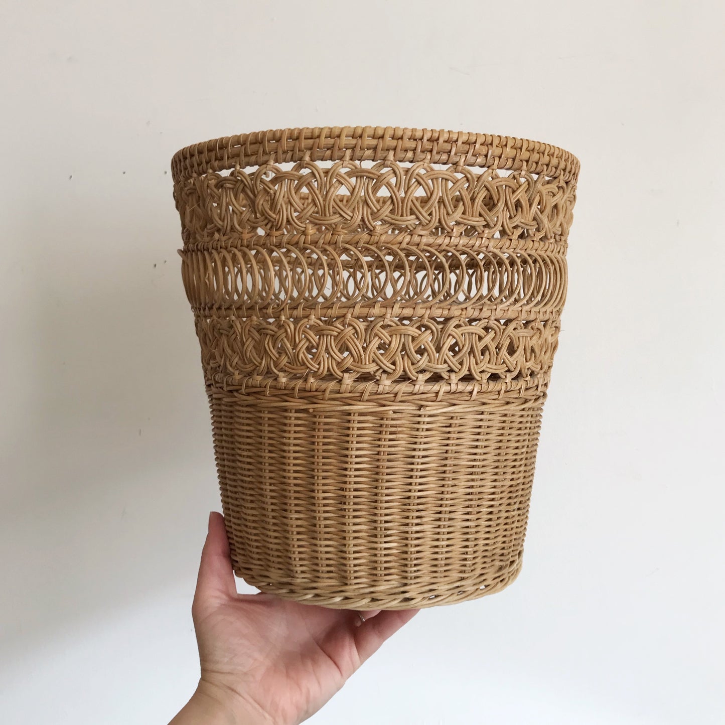 Swirly Wicker Basket, 10.25”