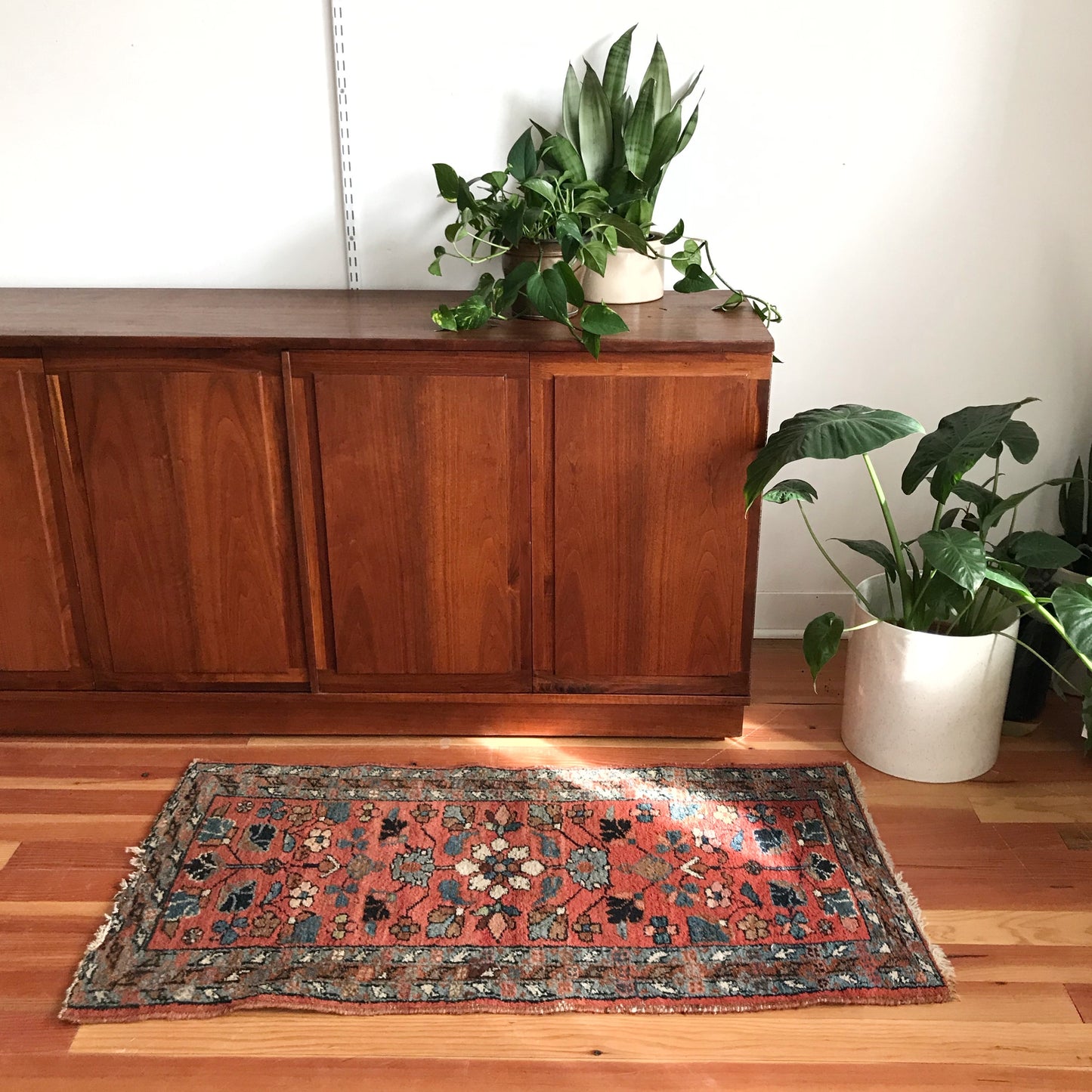 Sophie |  Vintage Persian Rug | 2.2 x 4.3