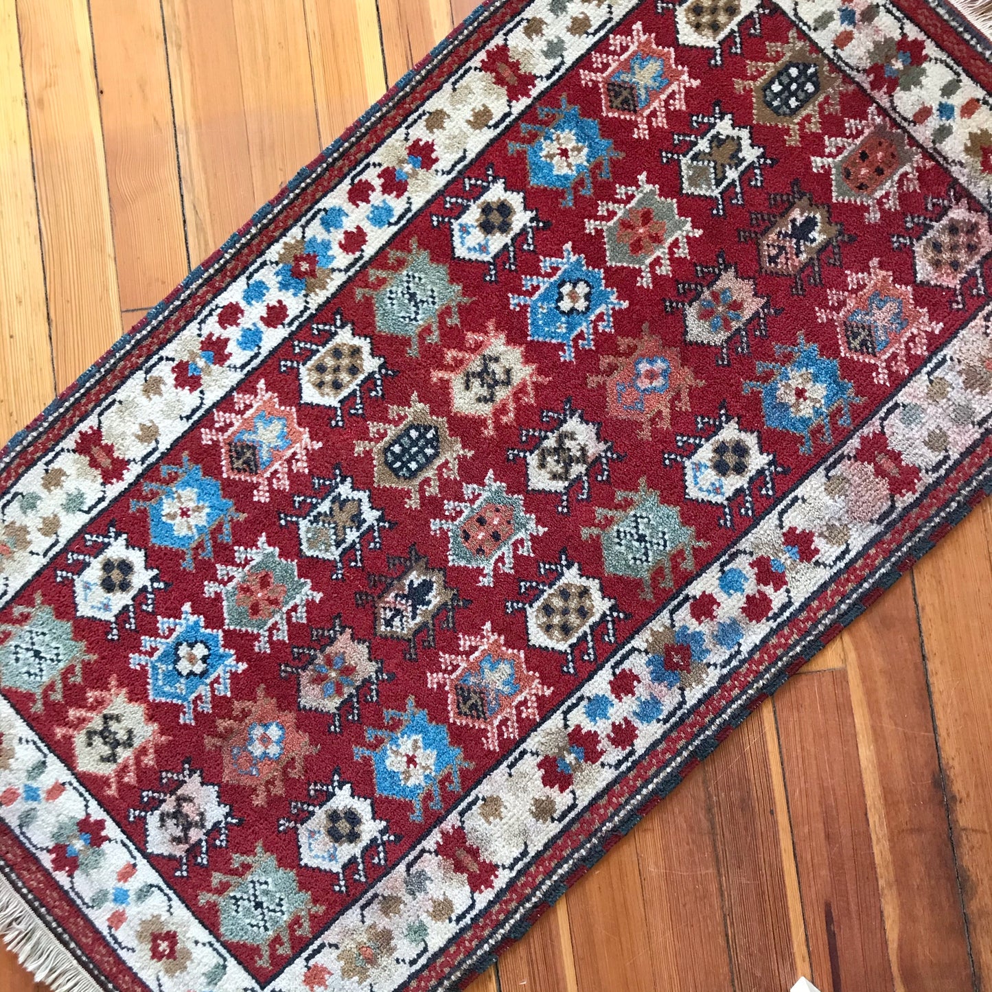 LEWIS | Vintage Hand-knotted Rug | 2.7 x 4.8