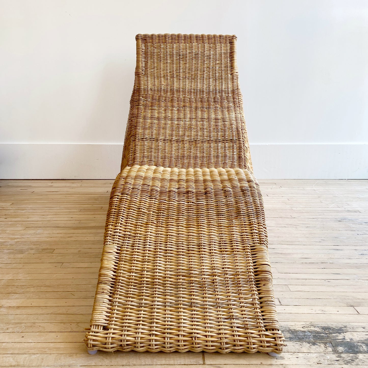 Vintage Sculptural Wicker Chaise Lounge Chair