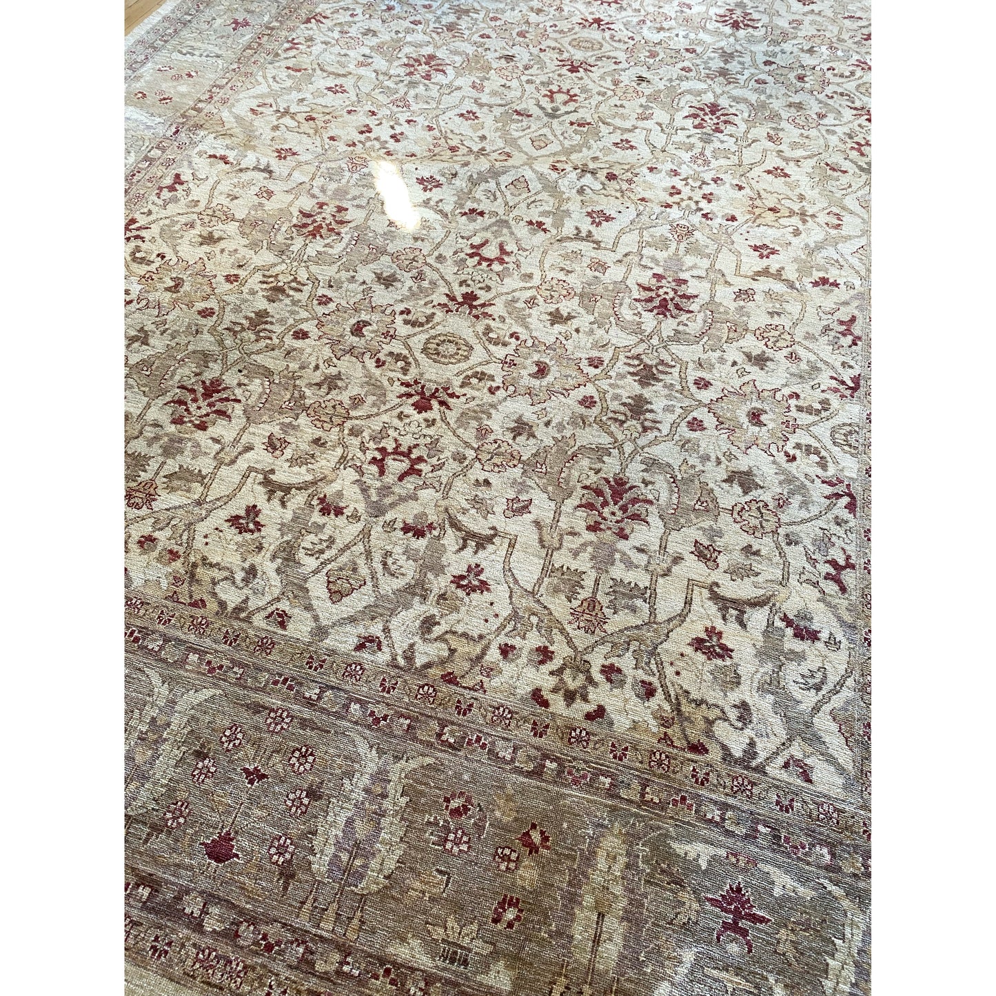 CICELY Hand-knotted Wool Area Rug (9'2" x 12'9")