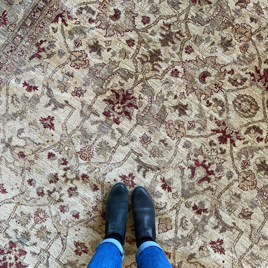 CICELY Hand-knotted Wool Area Rug (9'2" x 12'9")
