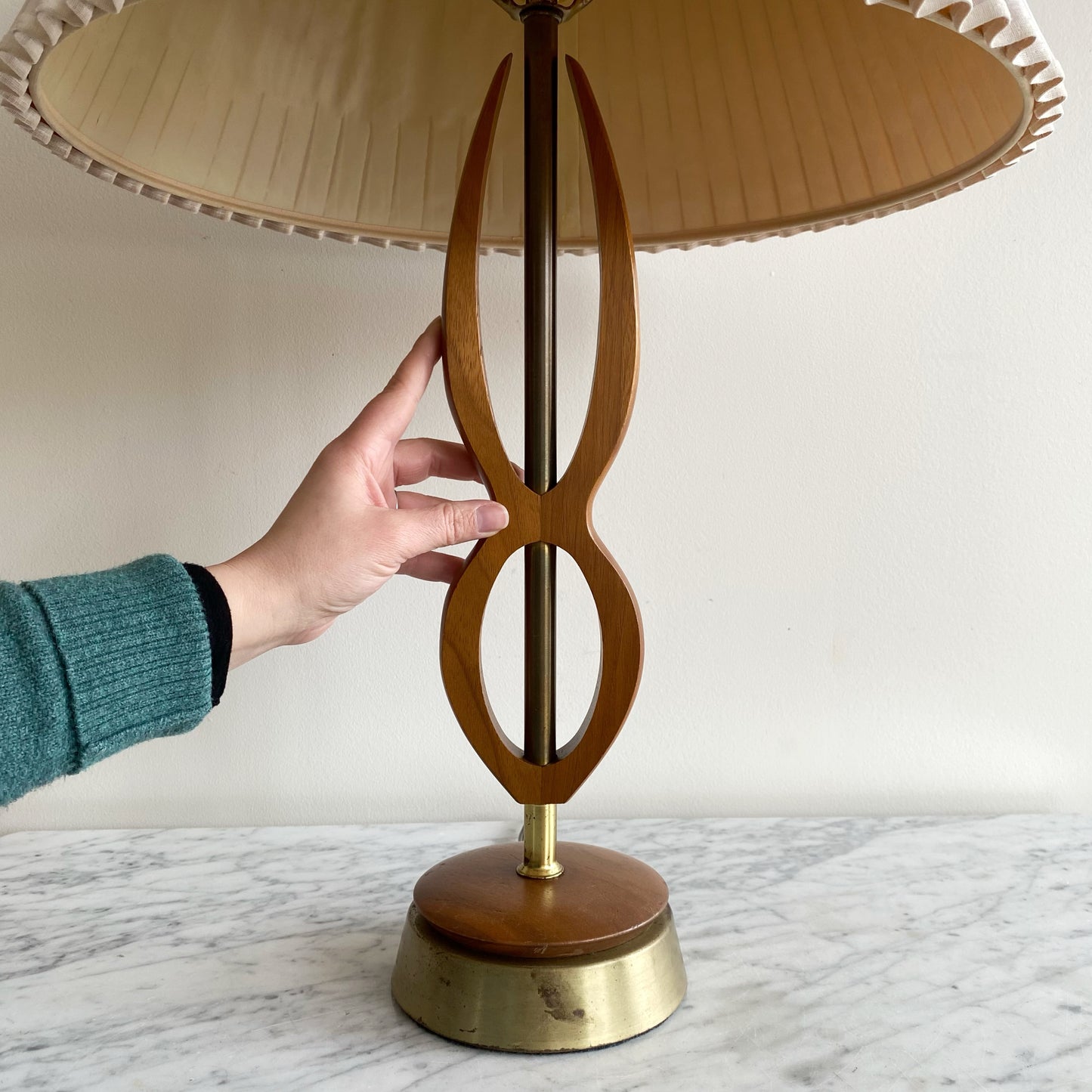 Vintage MCM Table Lamp with Shade