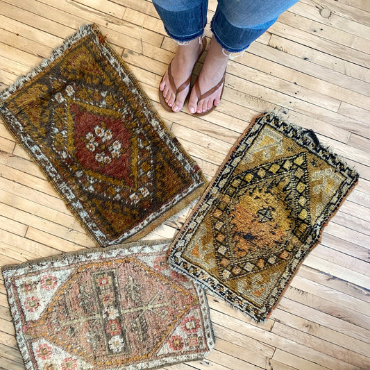 Mini Rug #2 (16” x 25”)