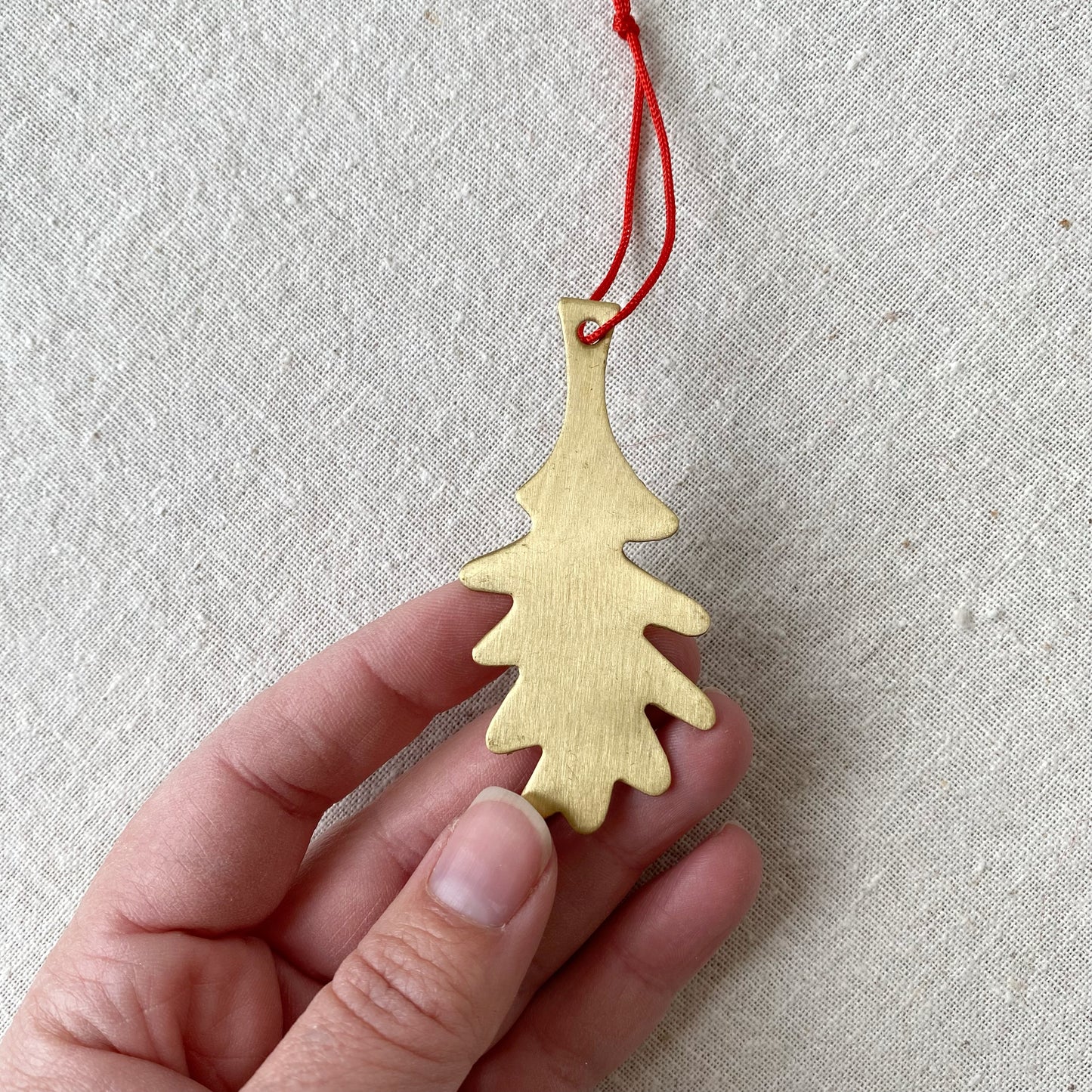 20% OFF: Brass Leaf Ornament