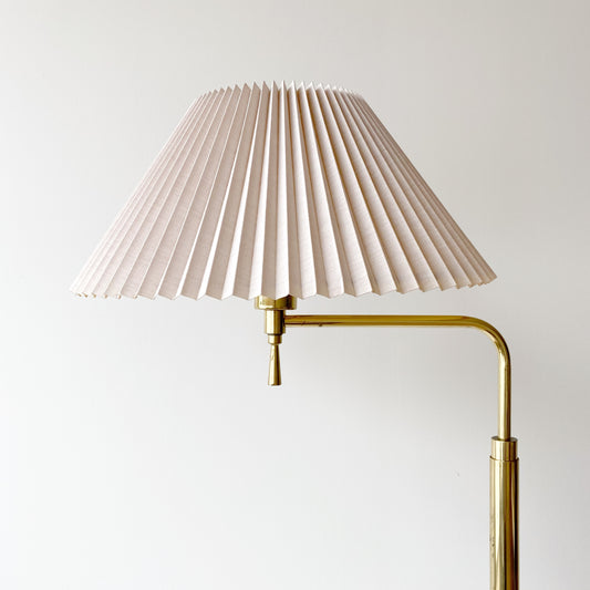 Vintage Brass Floor Lamp with Dual-Shade
