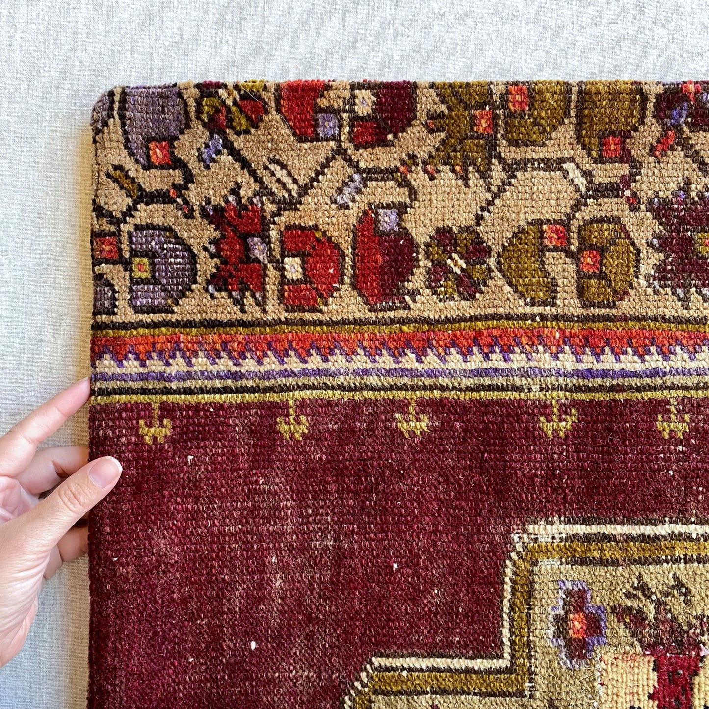 Hand-knotted Turkish Pillow Cover (18 x 18)