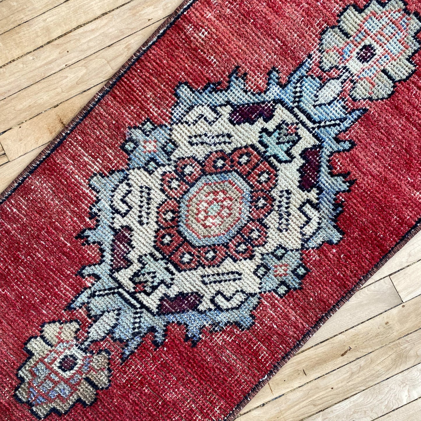 Mini Rug 1 (1.4 x 2.8)